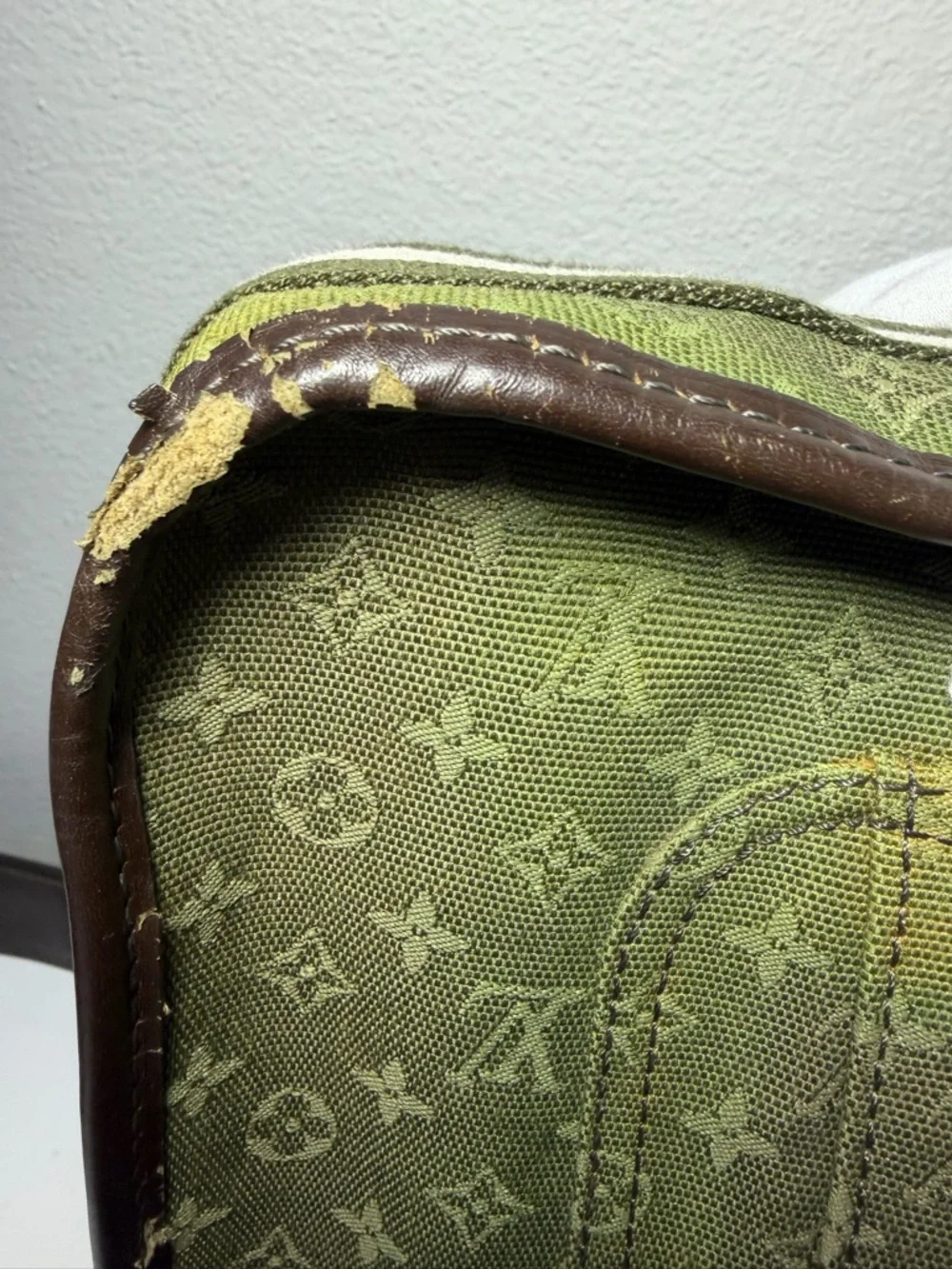 COA included - Louis Vuitton Mini Lin Monogram Shoulder Bag in Olive Green